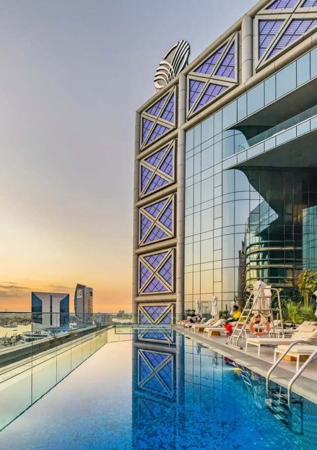 Al Bandar Rotana, Dubaj